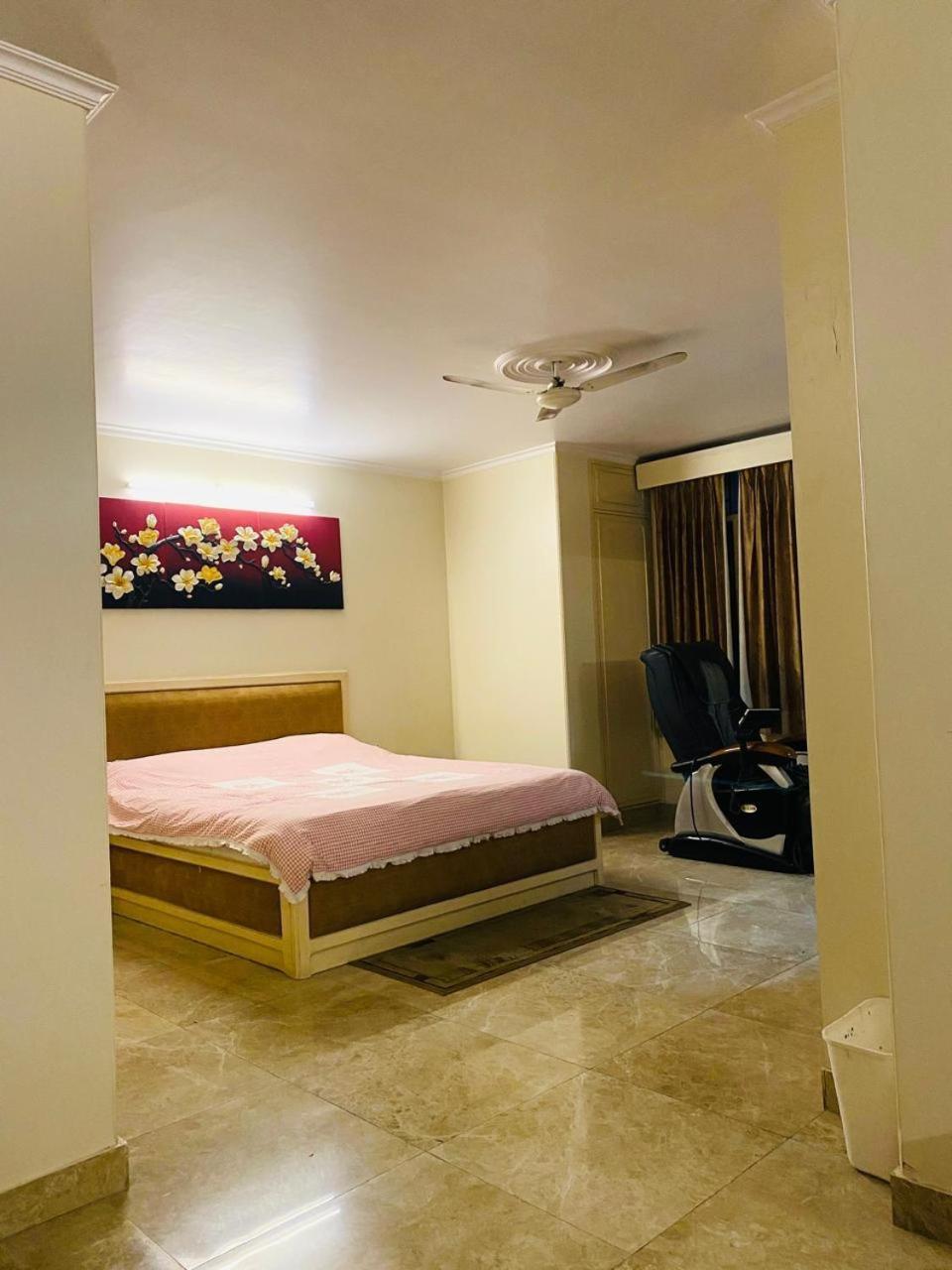 Hotel Mayur Deluxe מיראט מראה חיצוני תמונה